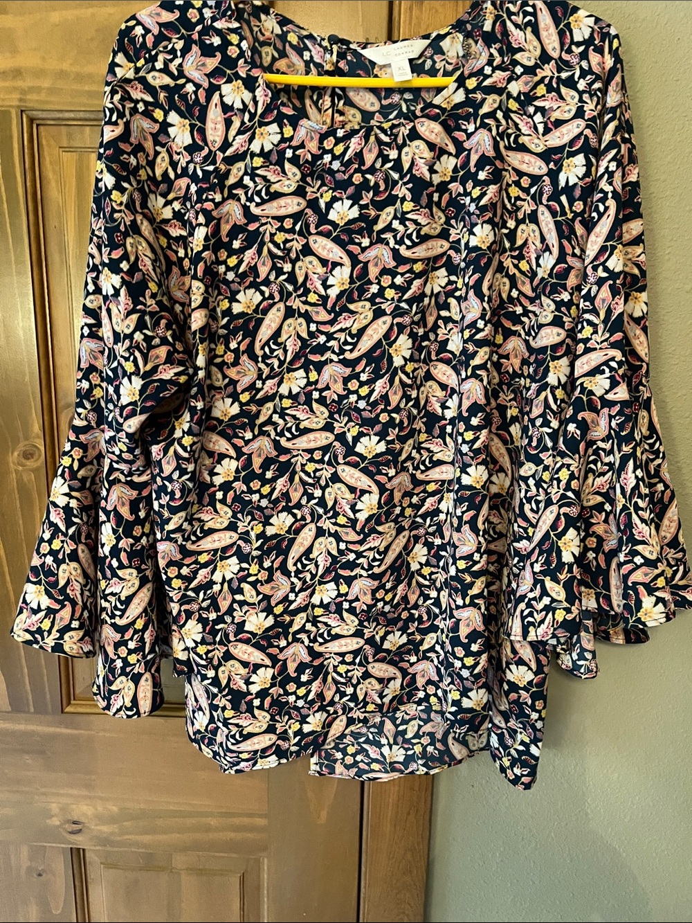 Lauren Conrad Floral Bell-Sleeve Women's Top in Teal
